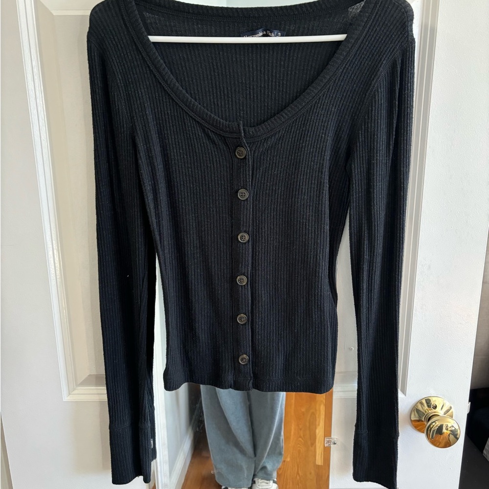 Women's Black Button-Up Ribbed Top